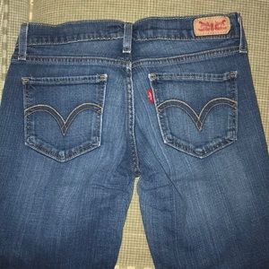Levi skinny jeans. Size 7